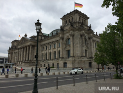 Берлин, флаг германии, рейхстаг