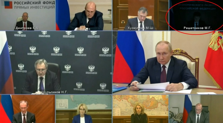 Во время совещания с Путиным у Мантурова отключили свет