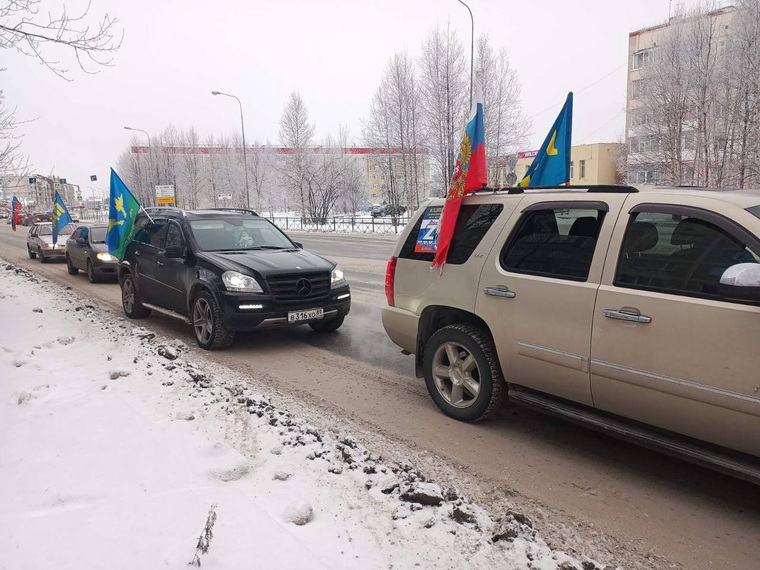 В городах ЯНАО 5 ноября проходит автопробег в поддержку спецоперации на Украине