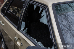 Виды Екатеринбурга, машина, автомобиль, разбитое окно, угон, кража автомобиля, взлом автомобиля