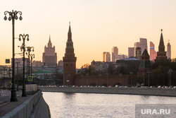Москва, разное. Москва, кремлев сергей, кремлевская набережная, город москва, кремль, москва-река