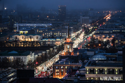 Вечерний Екатеринбург, автомобильная пробка, дорожное движение, автомобильный поток, пробки на дорогах