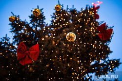 Новогодняя иллюминация на улицах города. Екатеринбург, новогодняя елка, елочная игрушка, украшение города, новый год, новогоднее украшение, новогодняя иллюминация, новогоднее настроение, новогодняя игрушка