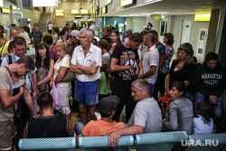 Беженцы с Украины. Сургут, аэропорт, зал ожидания