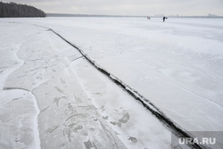 Профилактическая акция «Тонкий лед» на озере Шарташ. Екатеринбург, зима, водоем, озеро шарташ, лед