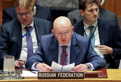 Украинские дипломаты показывают на каком уровне находится их дипломатия, заявил Василий Небензя