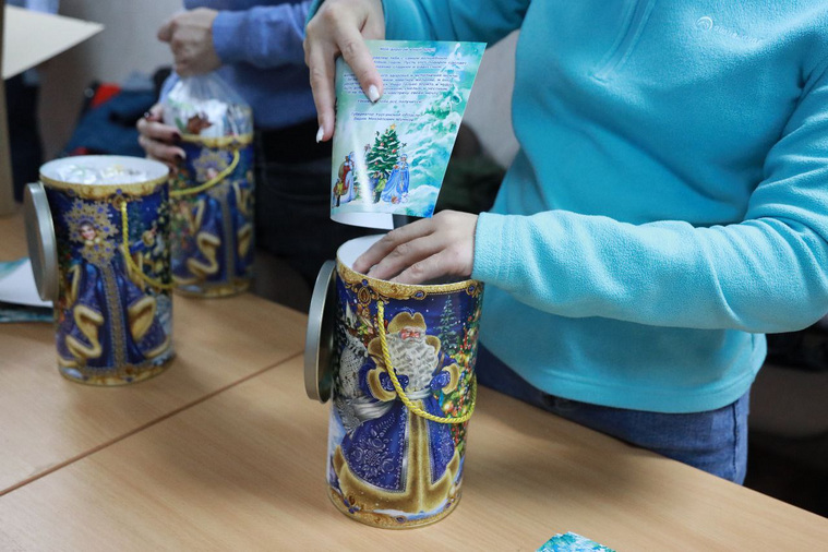 Шумков рассказал, что из Курганской области отправили новогодние подарки детям из ЛНР