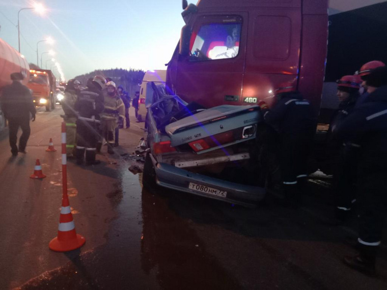 Водитель и пассажир погибли в ДТП