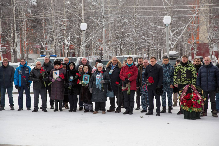 В церемонии прияняли участие власти города,представители ведомств и неравнодушные граждане