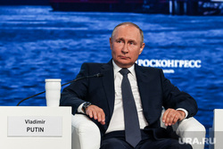 Пленарная сессия на ВЭФ 2022. Владивосток, путин владимир