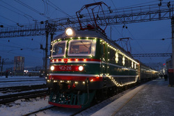 Состав на всем пути поведет легендарный электровоз ЧС2