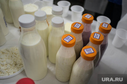 Рабочая поездка губернатора СО в Талицу, молочная продукция