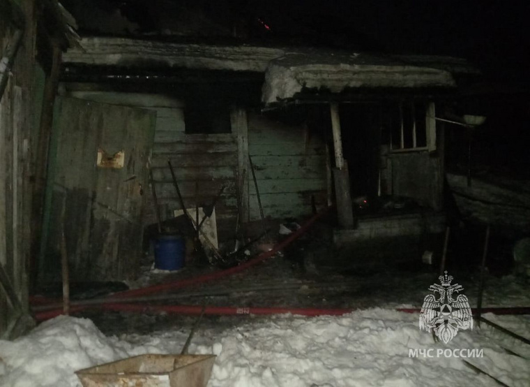 Жертвами пожара в частном доме Камышлова стали трое детей