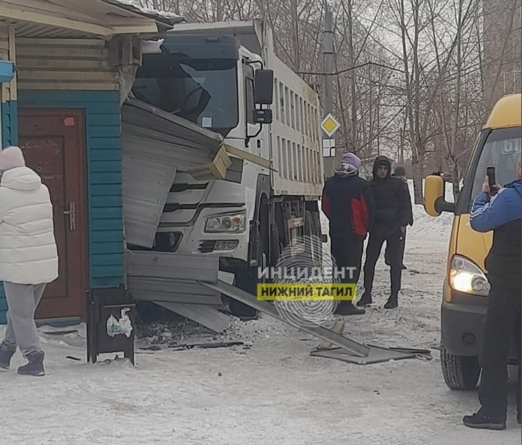 ДТП произошло на перекрестке улиц Днепровская — Щорса