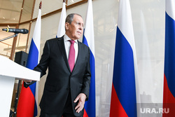 Пресс-подход к главе МИД РФ Сергею Лаврову в штаб-квартире РМК. Екатеринбург, лавров сергей