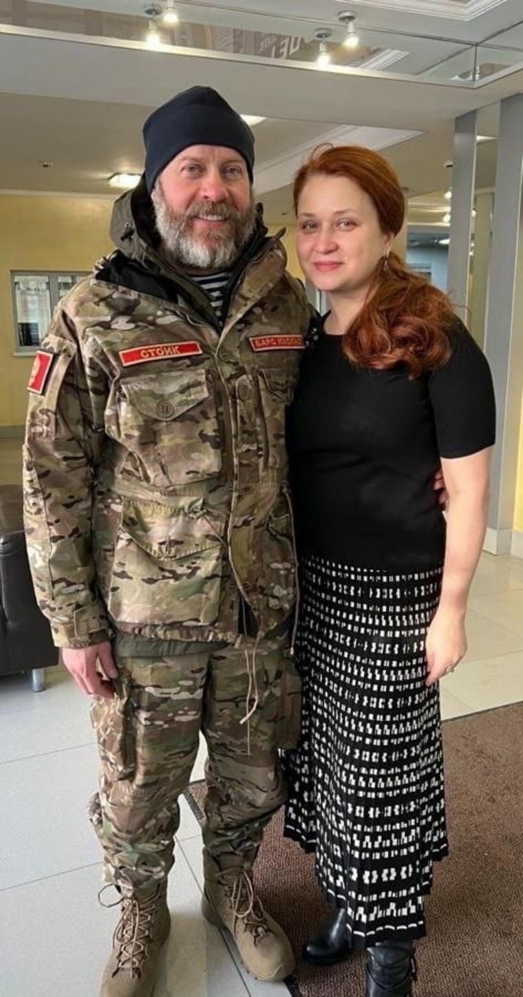 Олег Колесников спустя несколкьо месяцев встретился со своей женой 