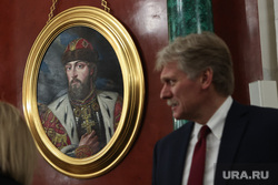 Дмитрий Песков на пресс-подходе. Москва, песков дмитрий