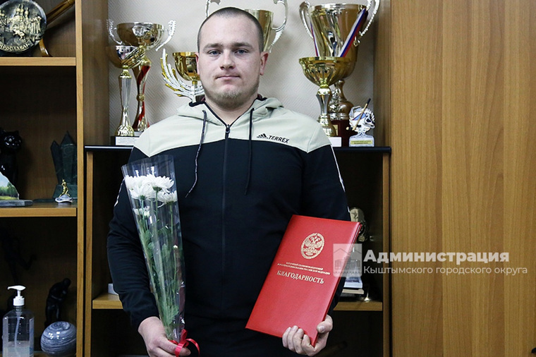 Егор Лежнев награжден за образцовое выполнение боевых заданий командования и заслуги в исполнении воинского долга