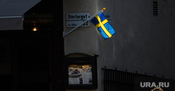 Виды Стокгольма. Швеция.ЛГБТ, флаг швеции