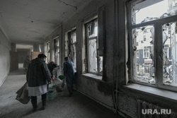 Последствия обстрела 10 корпуса на территории больницы Калинина. Донецк, донецк, обстрел