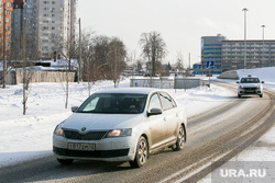 Виды города. Тюмень, автомобили, машины, дорога