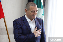 Вручение удостоверения депутату областной  думы Ильтякову Александру. Курган , ильтяков александр