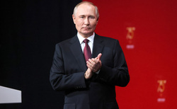 Почетных званий президента России Владимира Путина удостоились сотрудники станции Карталы