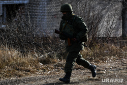 Тренировочные стрельбы мобилизованных с Центрального военного округа на полигоне Еланский. Свердловская область, военные, солдат, служба в армии, мобилизация, мобилизованные, подготовка военных