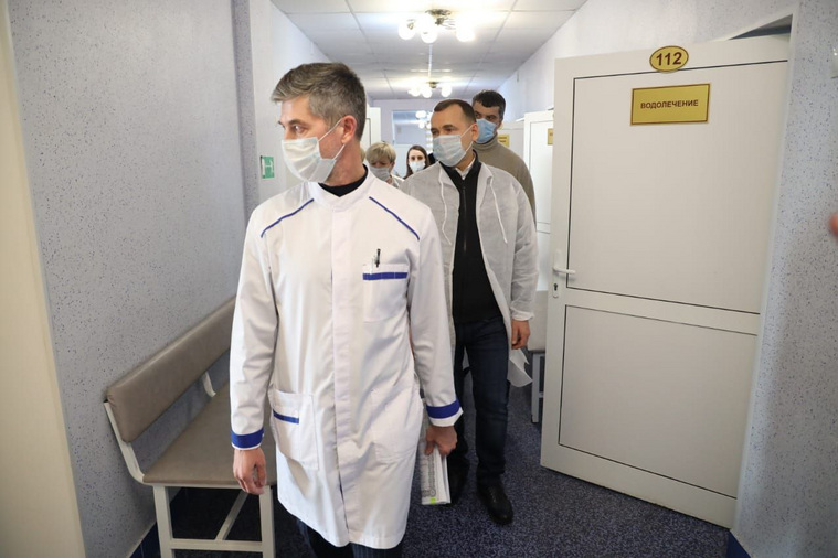 Губернатор Вадим Шумков посетил Курганский областной госпиталь для ветеранов войн, где в феврале 2023 года был назначен новый начальник