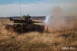 Центр по подготовке мобилизованных в Луганской области . Луганск, военная техника, армия, военные, солдаты, военные сборы, вооруженные силы, танк, мобилизованные, учебка, мобилизанты, обучение мобилизантов