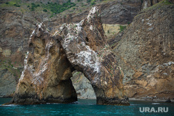 Клипарт. Коктебель, крым, скала золотые ворота, природа крыма