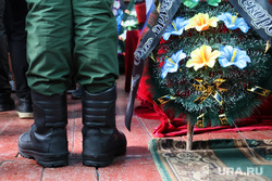 Прощание с военным, погибшим на Украине. Белозерский район, поминки, сапоги, похороны, солдат