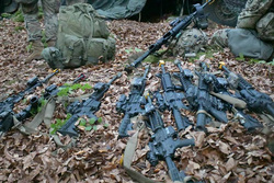 На месте диверсии в Брянской области нашли иностранное оружие. Фото