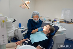 Стоматология, клипарт  , стоматологический кабинет, прием, стоматолог, пациент, лечение зубов