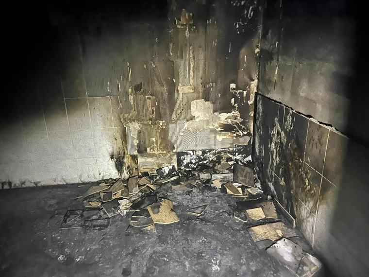 Тушением пожара занимались 26 человек