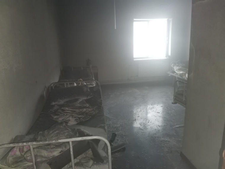 В здании находились 253 человека