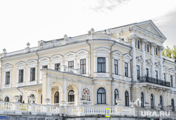 Теплоход "Николай Гоголь" (1959 г.в.) компания "Кама-тревел". Пермь, краеведческий музей, улица монастырская, набережная реки кама, дом машкова