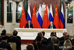 Президент России Владимир Путин и председатель КНР Си Цзинь Пин на встрече во время совместного заявления в Кремле. Москва, си цзиньпин, путин владимир