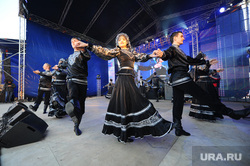 Митинг Крым. Челябинск., народные танцы, танцевальный коллектив
