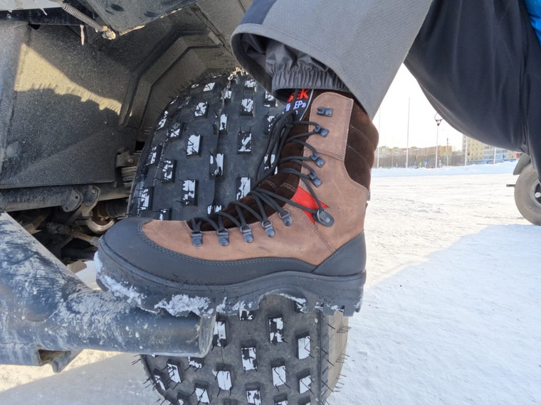Ботинки TREK на отечественной мембране тестируют в поселке Амдерма Ненецкого автономного округа