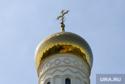 Гуманитарная помощь Донбассу. Челябинск , купол храма, храм, церковь, крест церкви