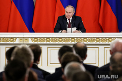 Президент России Владимир Путин и председатель КНР Си Цзинь Пин на встрече во время совместного заявления в Кремле. Москва, путин владимир