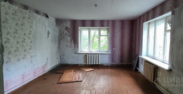 Площадь трехкомнатной квартиры — 48,3 кв. м