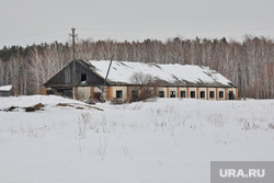 Золотая дорога. Деревня Дианово и Новодостовалово. Курган, телятник, коровник, заброшенная ферма