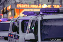 Попытка ограбления отделения Сбербанка. Екатеринбург, полицейские машины