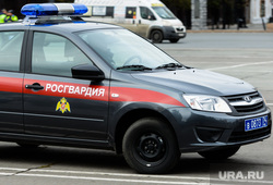 Развод Росгвардии на площади Революции. Челябинск, лада гранта, росгвардия