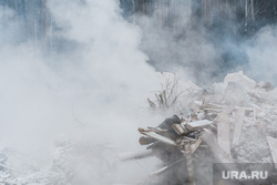 Пожар на несанкционированной свалке на Уралмаше. Екатеринбург, дым, свалка горит, пожар на свалке