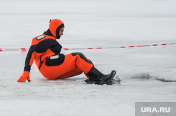 Тренировка спасателей на льду и вручение новой техники. Челябинск, мчс, прорубь, спасатели, майна