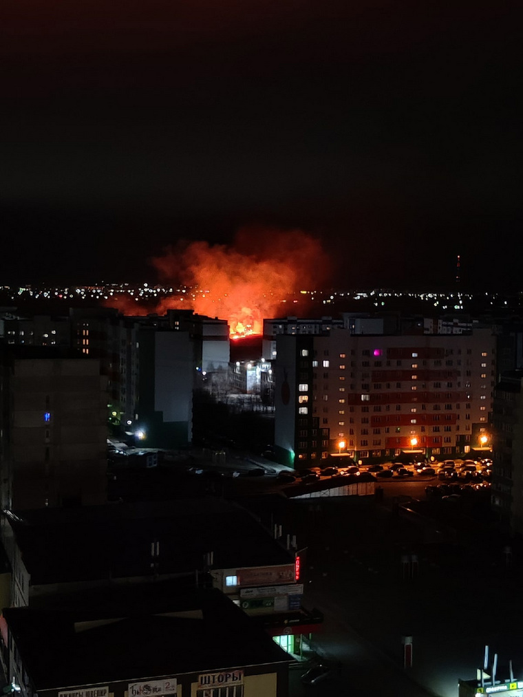 Горожан напугал ночной пожар