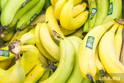 Продукты, овощи и фрукты. Тюмень, торговля, бананы, фрукты